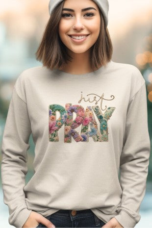 Just Pray Graphic Tee