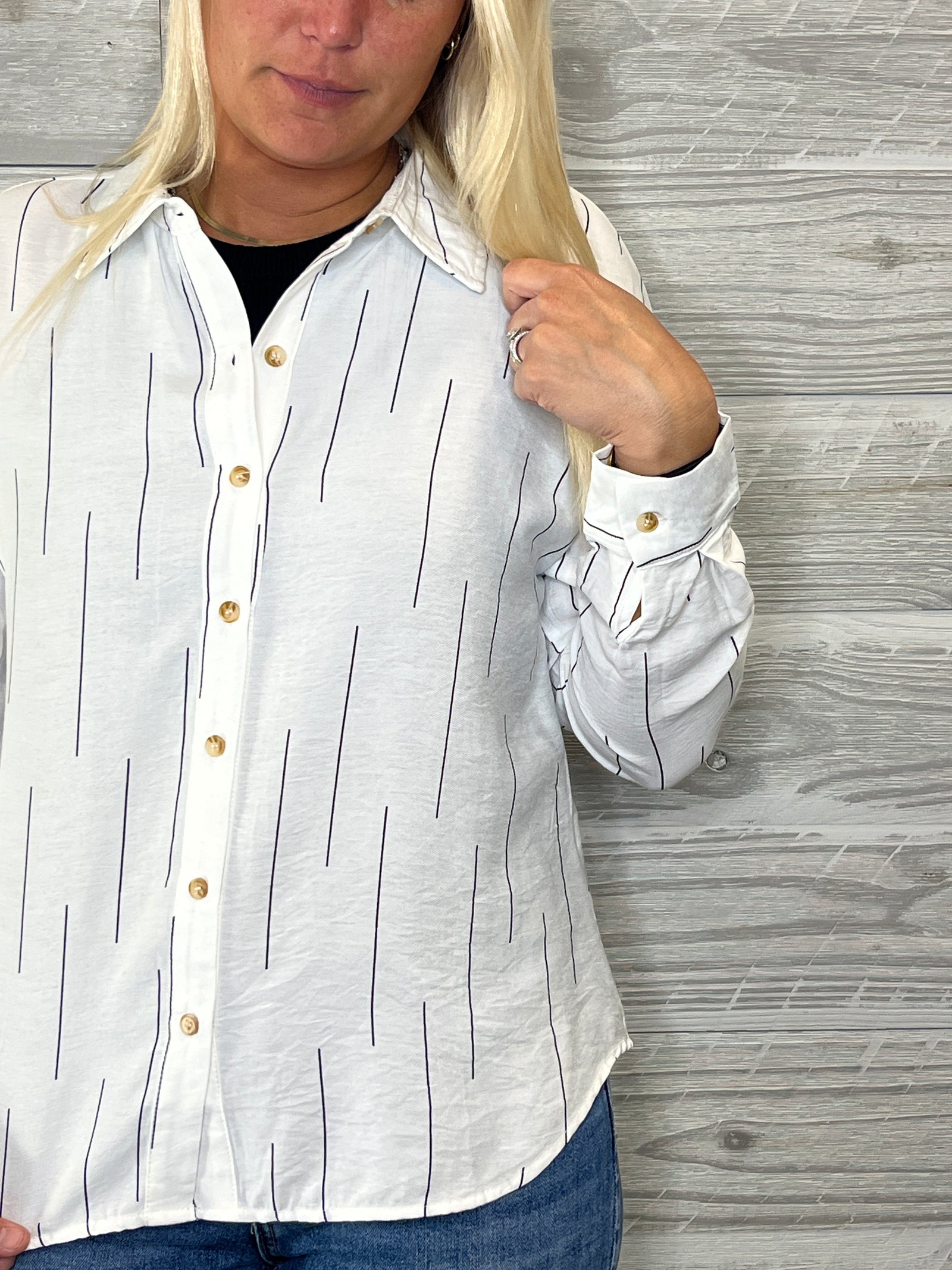 Tilly Button Up Top