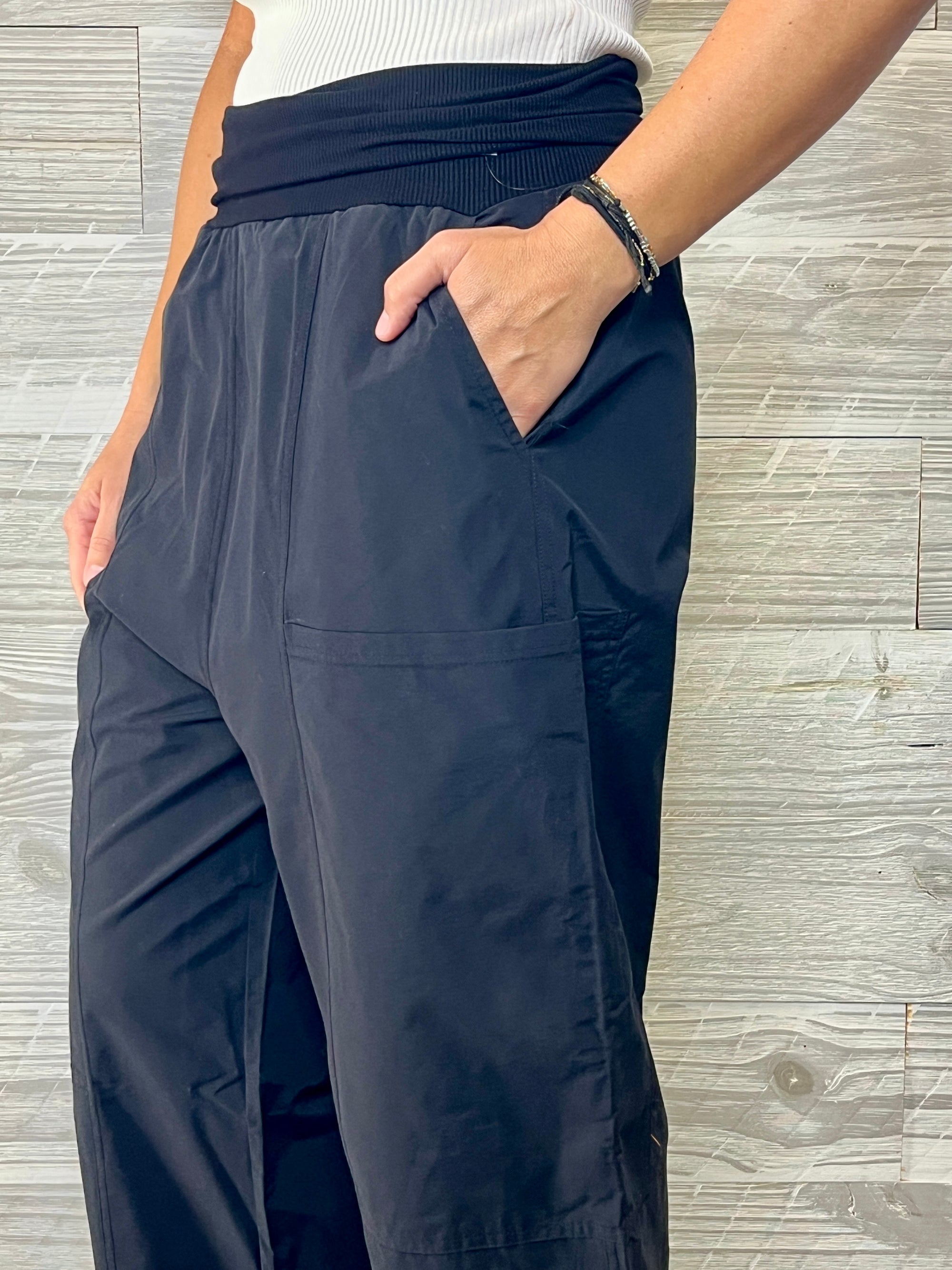 Voyager Cropped Pant