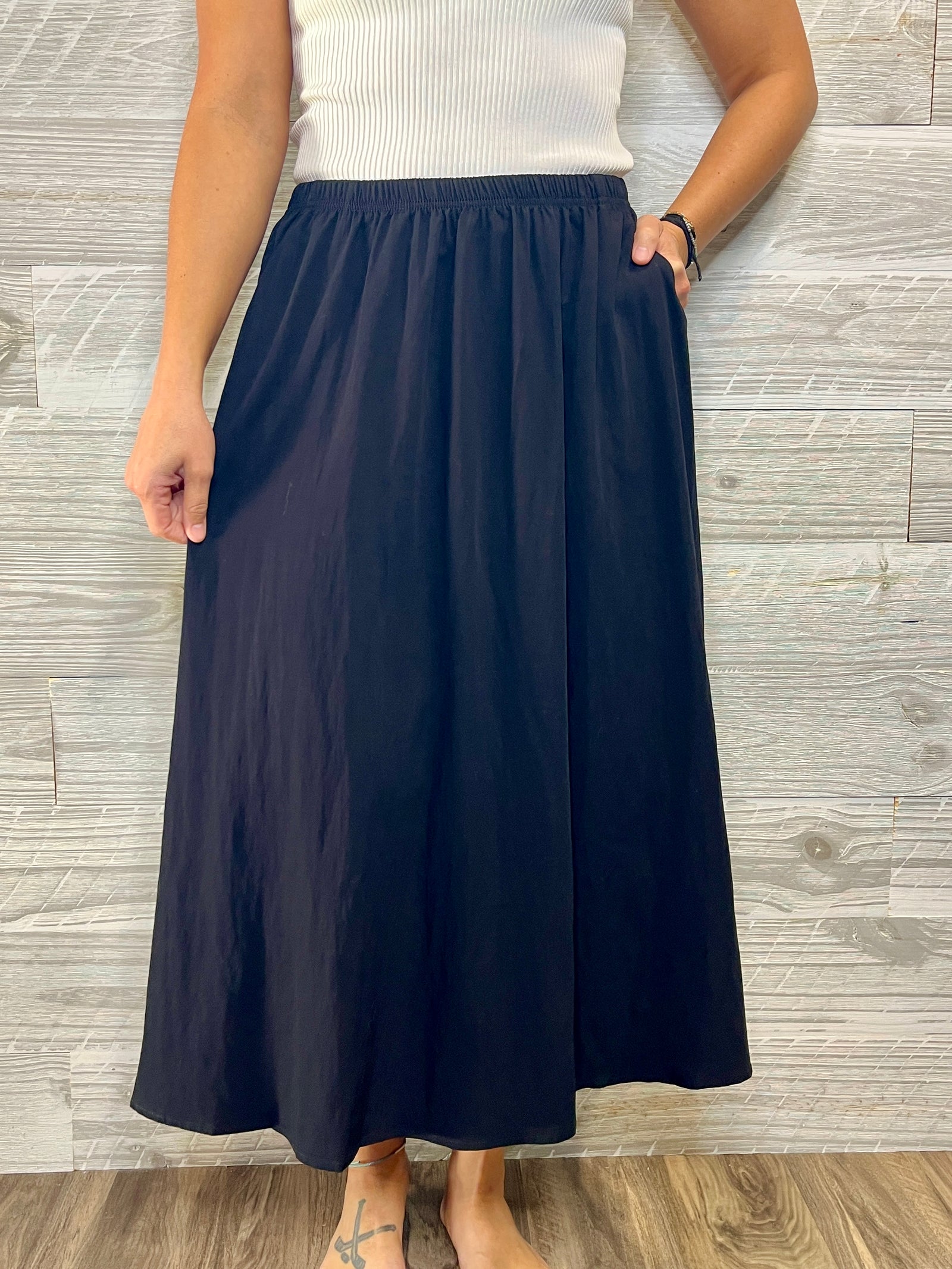 Betty Black Skirt