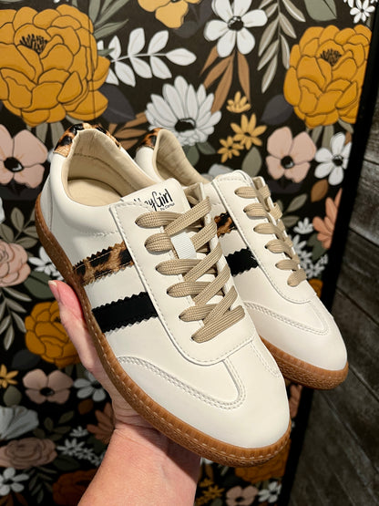 Corky's Heads Up Sneaker