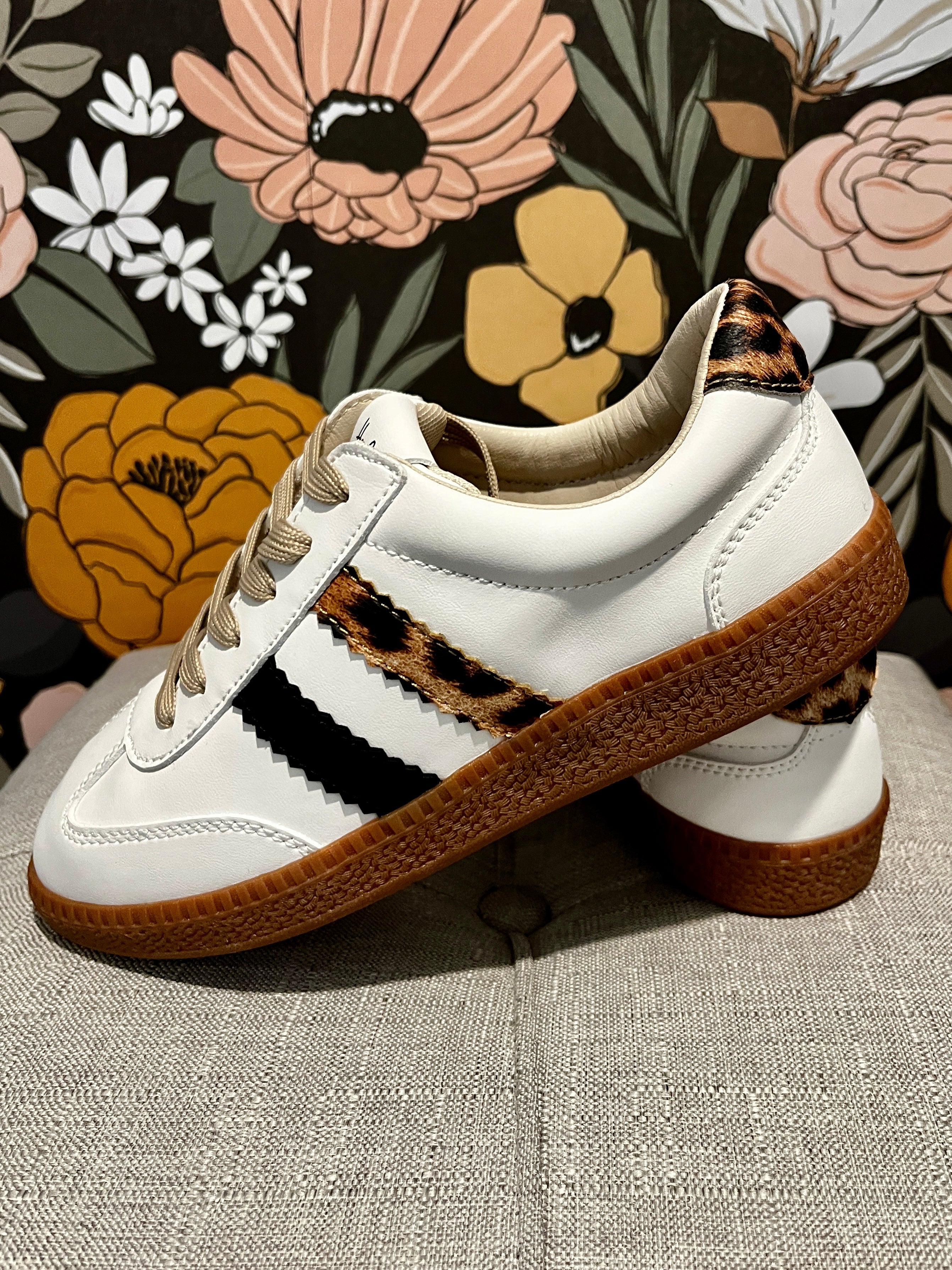 Corky's Heads Up Sneaker