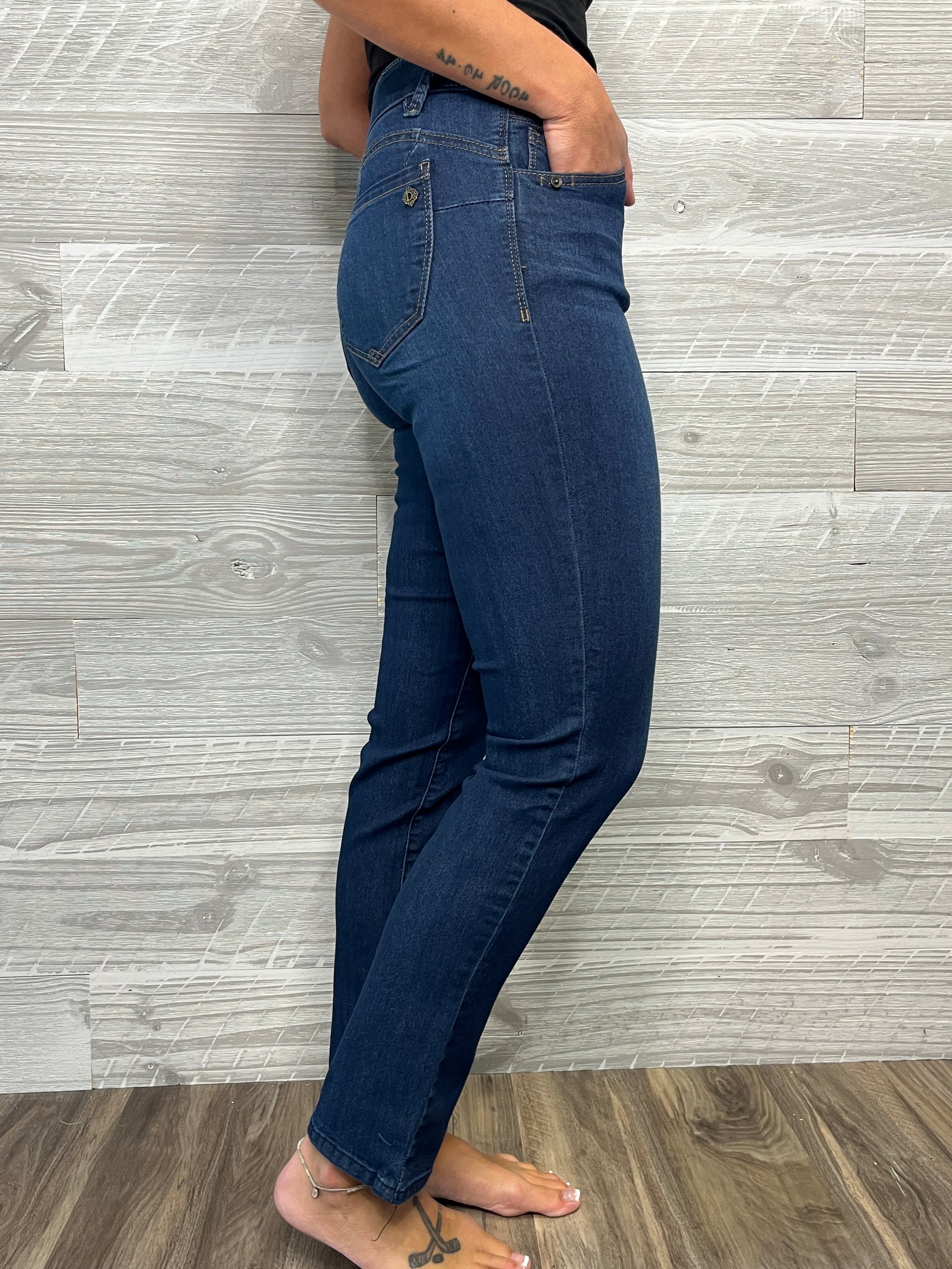 Democracy Ady Dark Wash Straight Leg Jeans