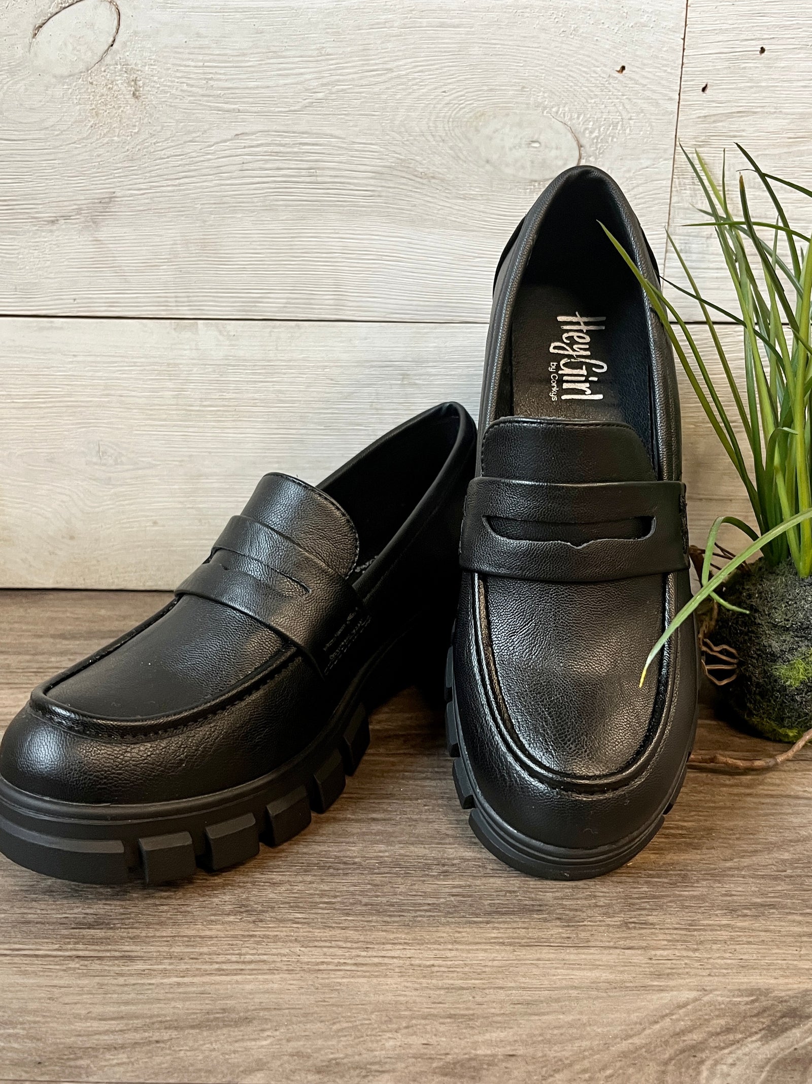 Corky's Keeper Black Loafer