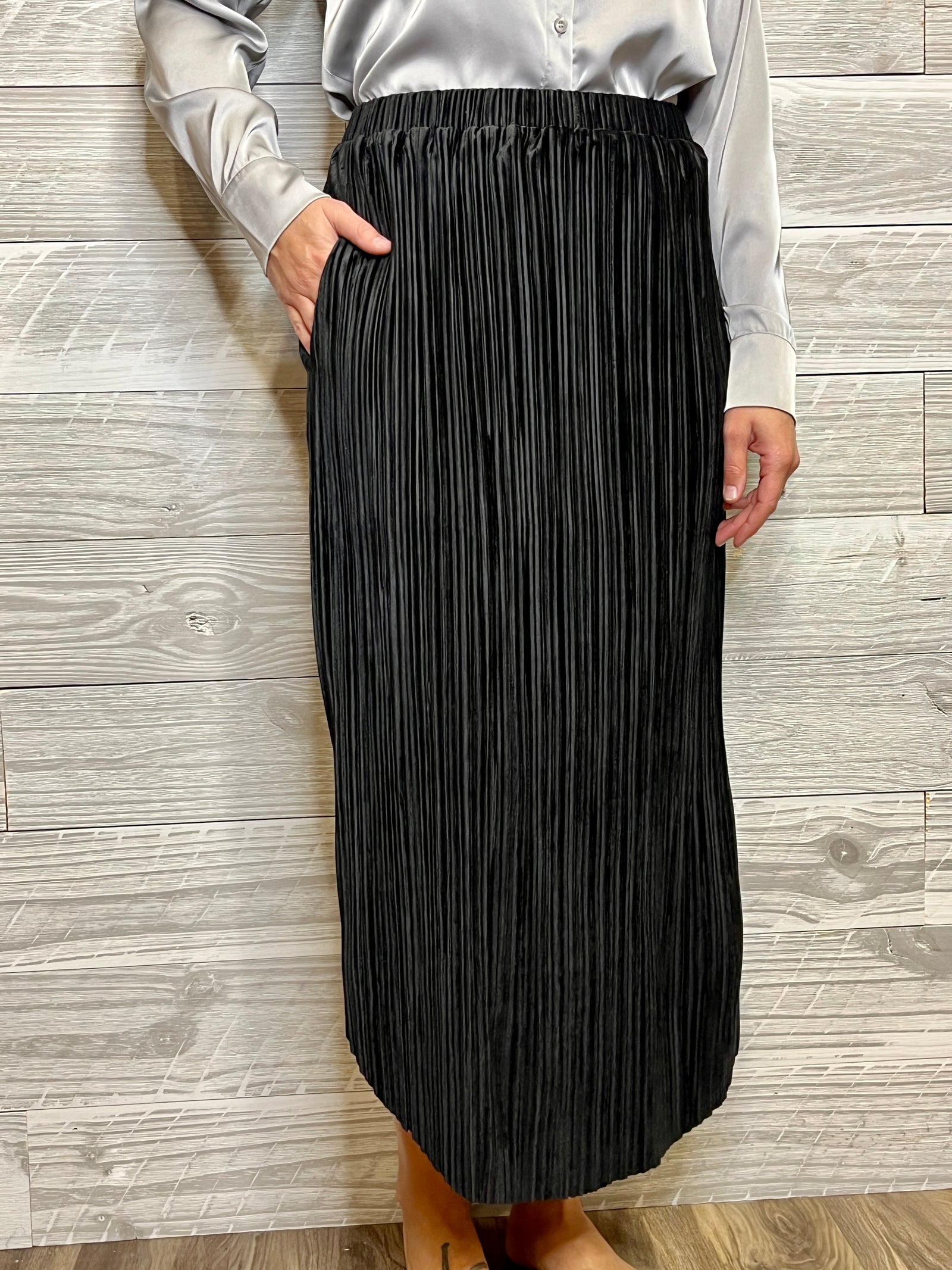 The Gabriella Pleated Skirt