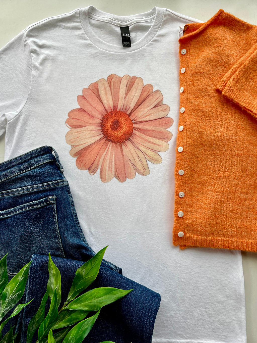 Pink Daisy Graphic Tee