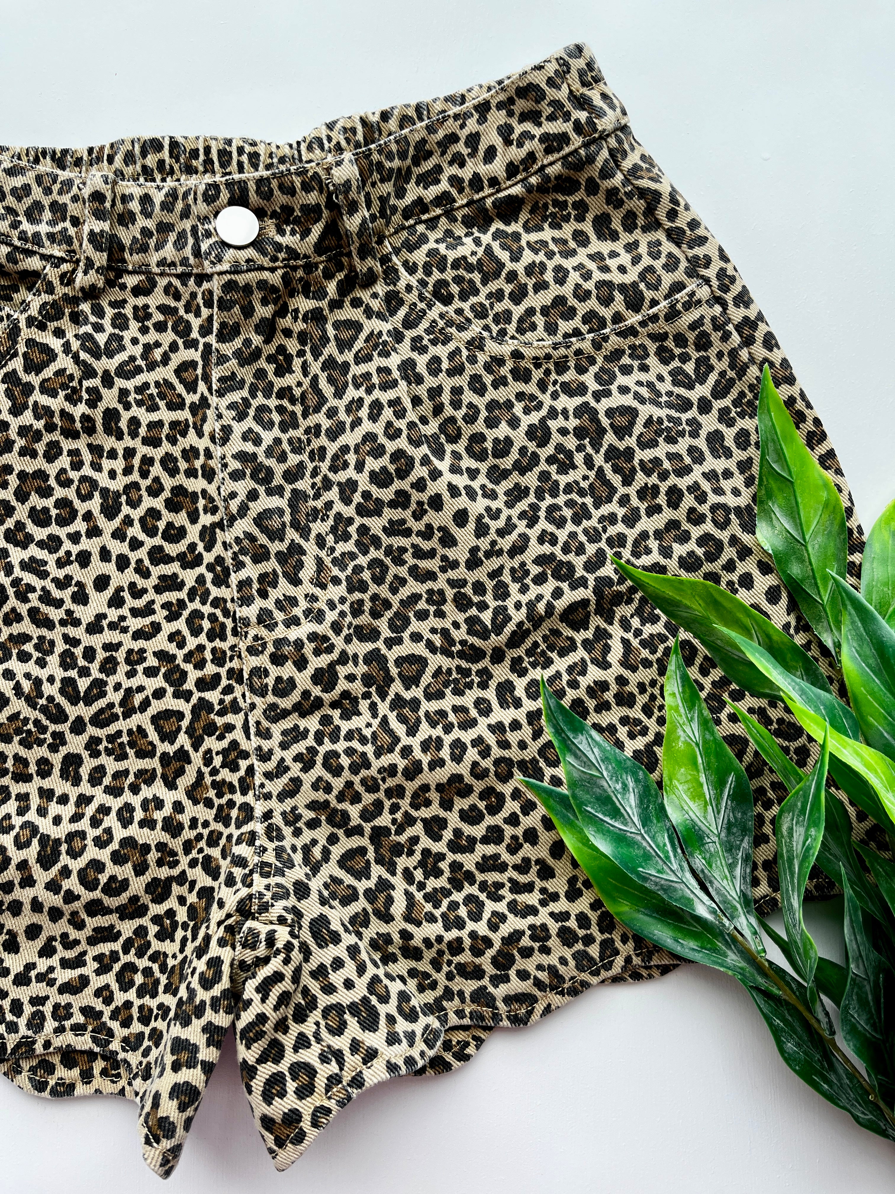 Lenny Leopard Shorts