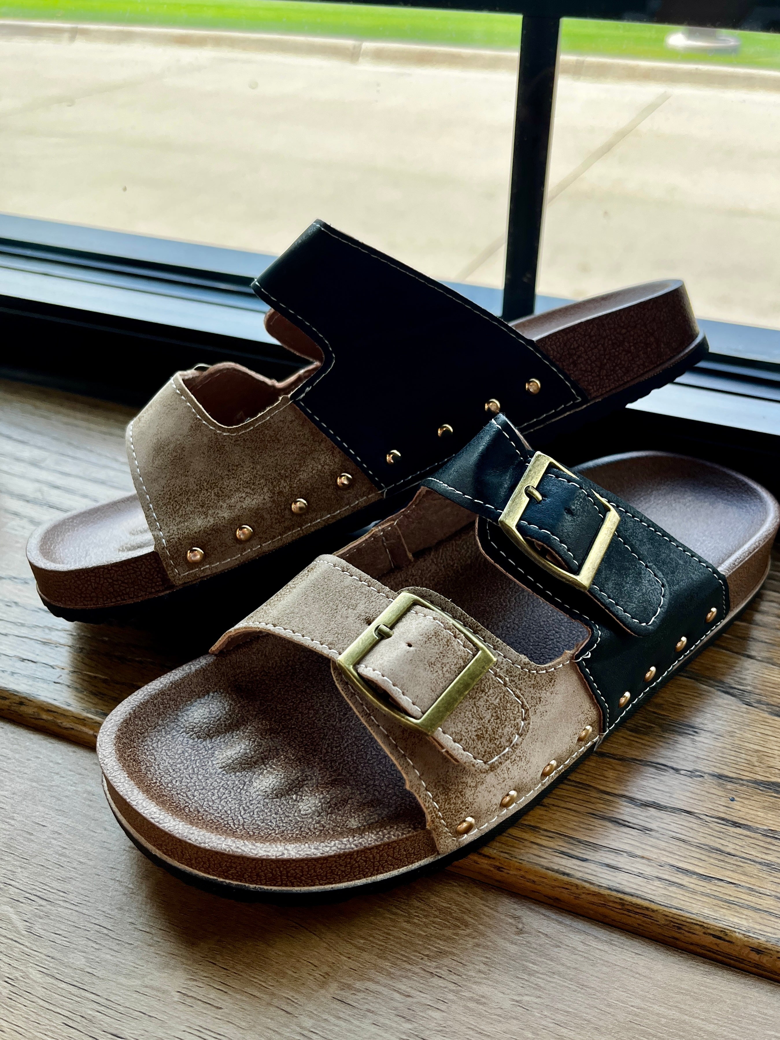 Casey Two-Tone Sandal