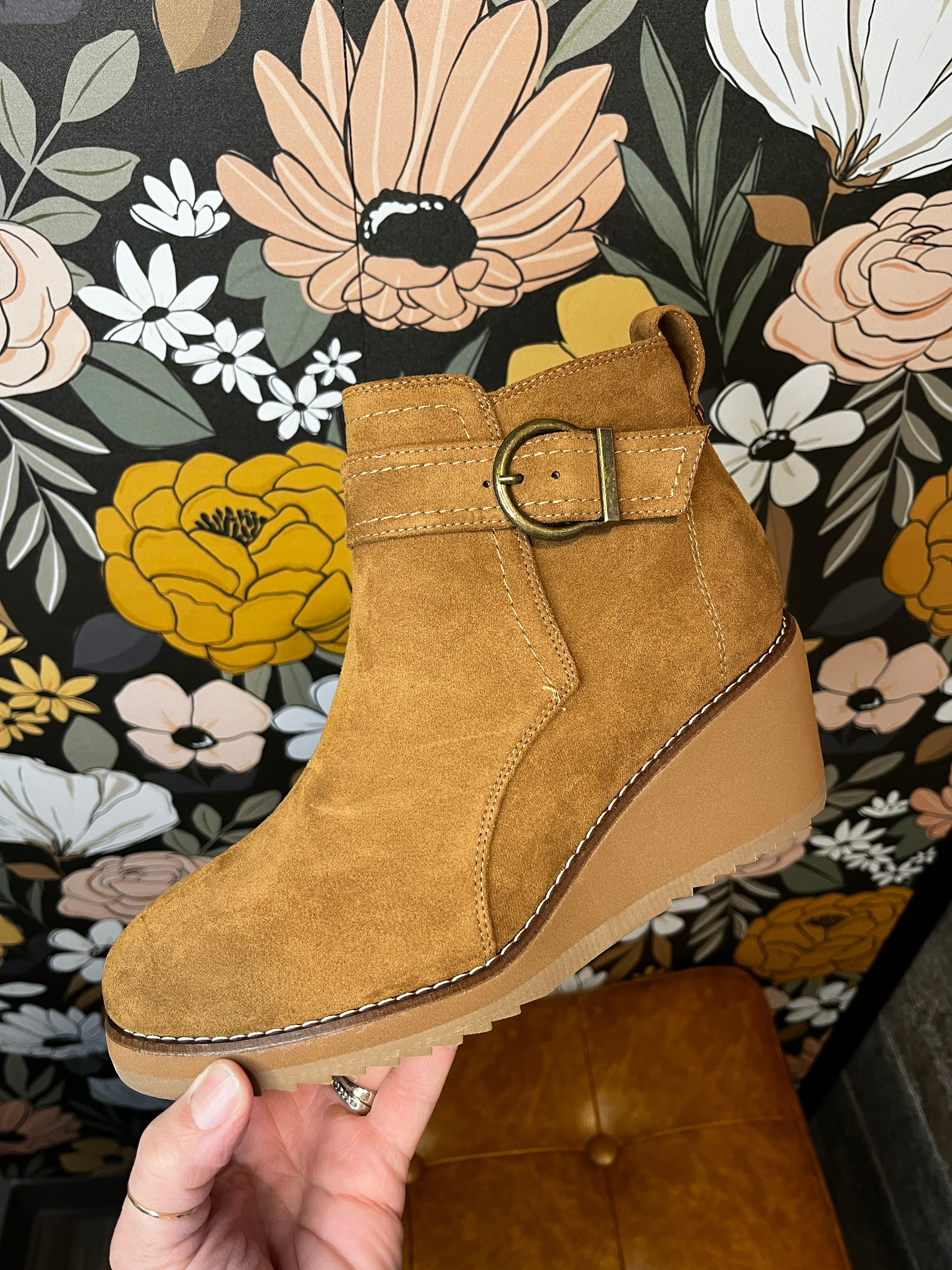 Corky's Intuition in Camel