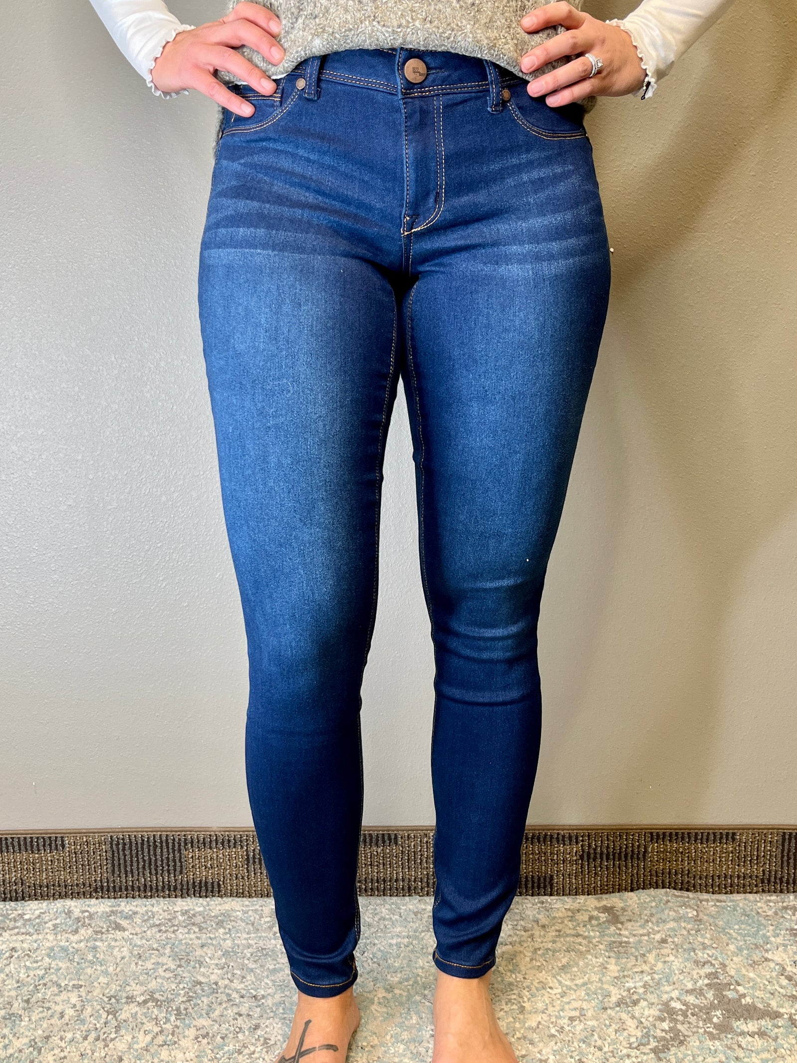 1822 Denim Lennox Tall Skinny Jea